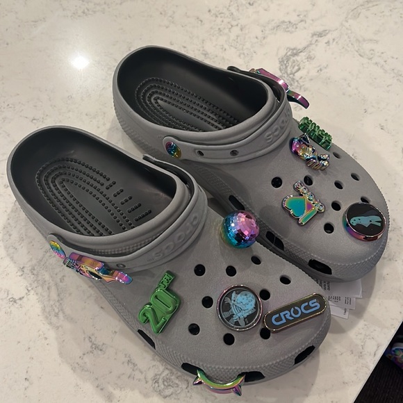 Croc day 2022 Crocs - Picture 2 of 4